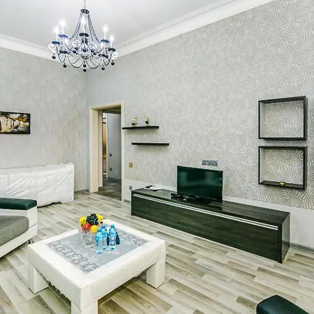 Azneft Square Deluxe Apartment Baku Exterior photo