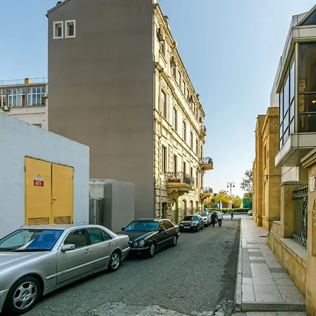 Azneft Square Deluxe Apartment Baku Exterior photo