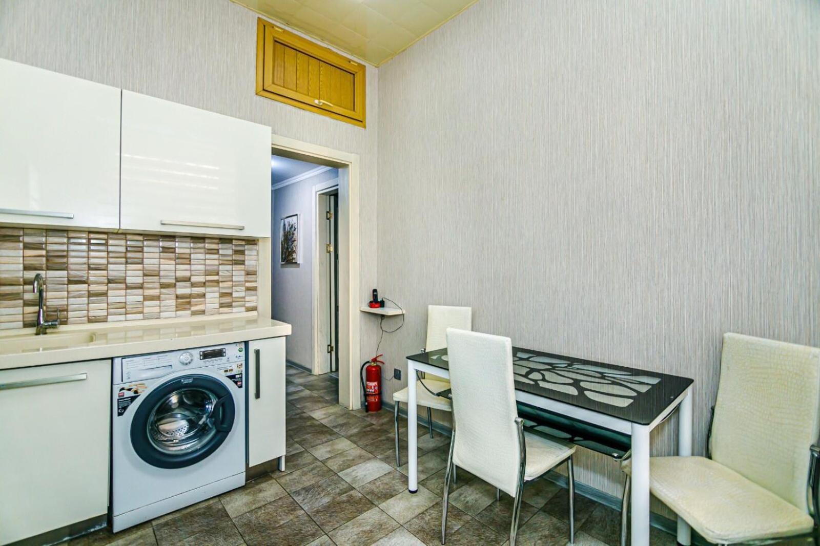 Apartment Azneft Square Deluxe *
