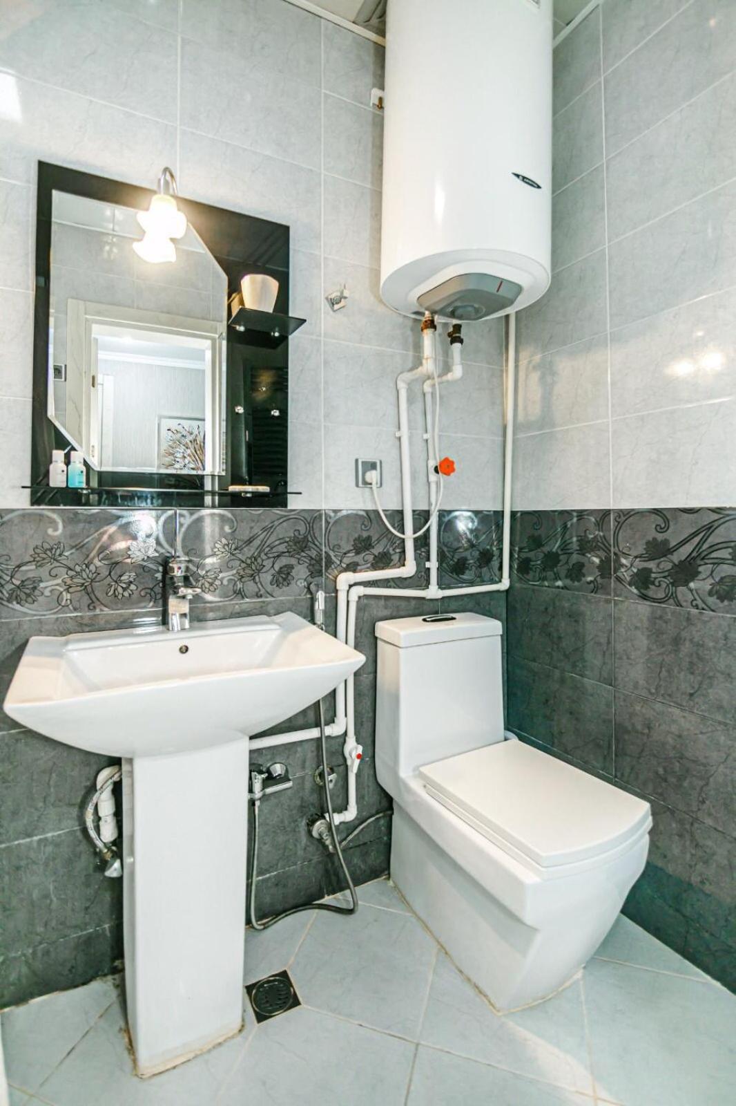 Apartment Azneft Square Deluxe