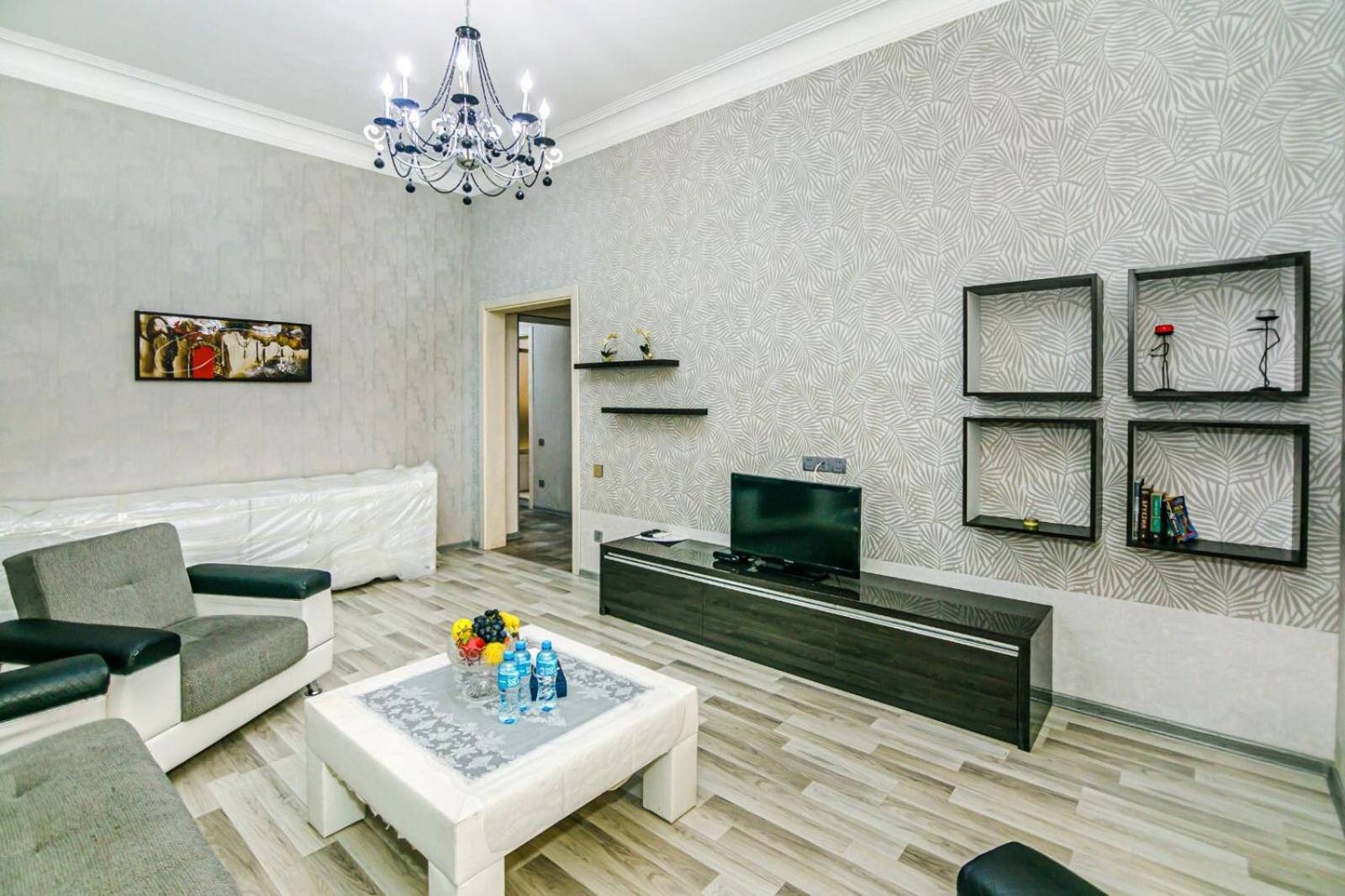 Azneft Square Deluxe Apartment Baku